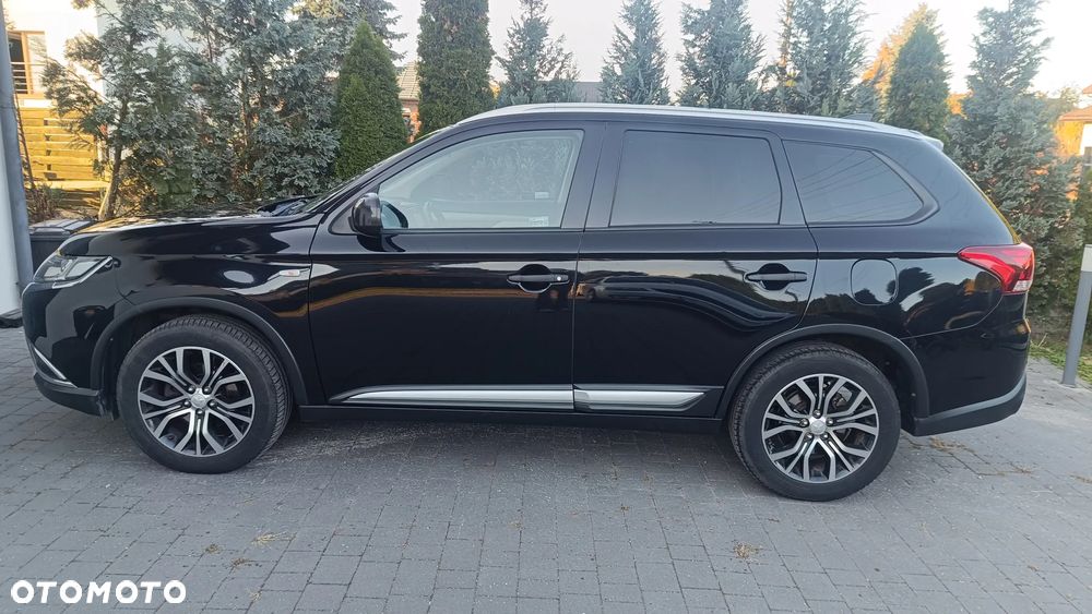 Mitsubishi Outlander 2016 photo 3