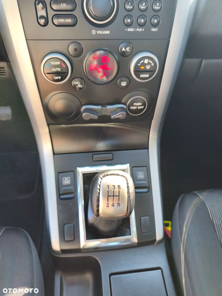 Suzuki Grand Vitara 1.6 - 14