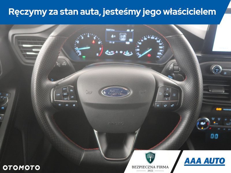 Ford Focus SW - 16