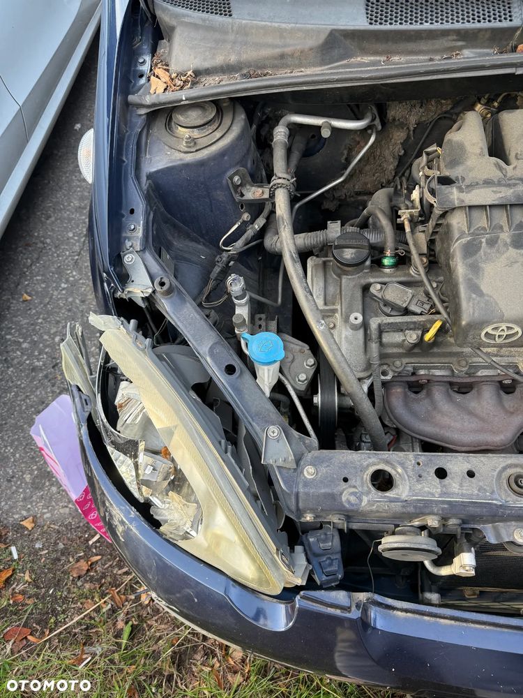 Toyota Yaris 1.0 Base - 19
