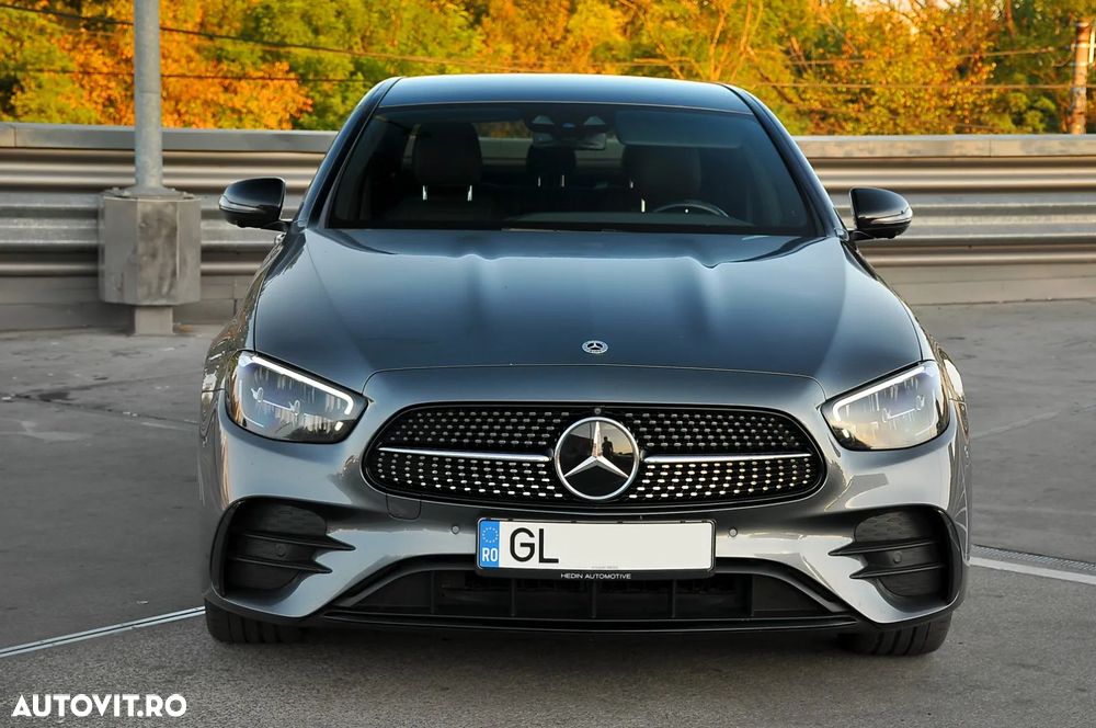 Mercedes-Benz E 300 9G-TRONIC AMG Line - 2