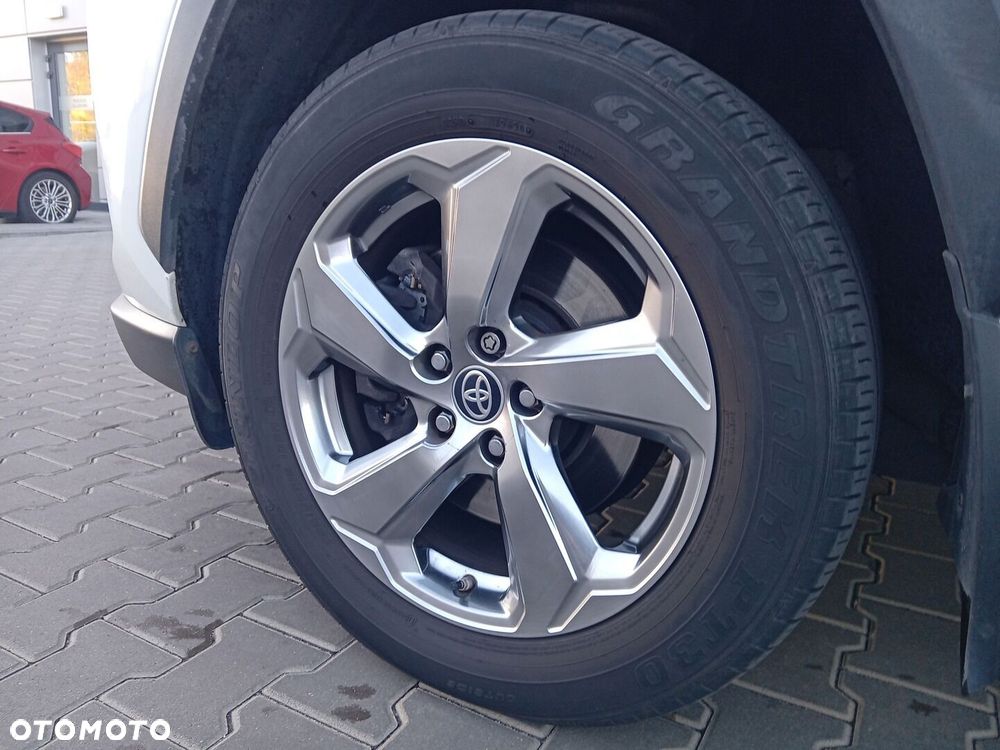 Toyota RAV4 - 18