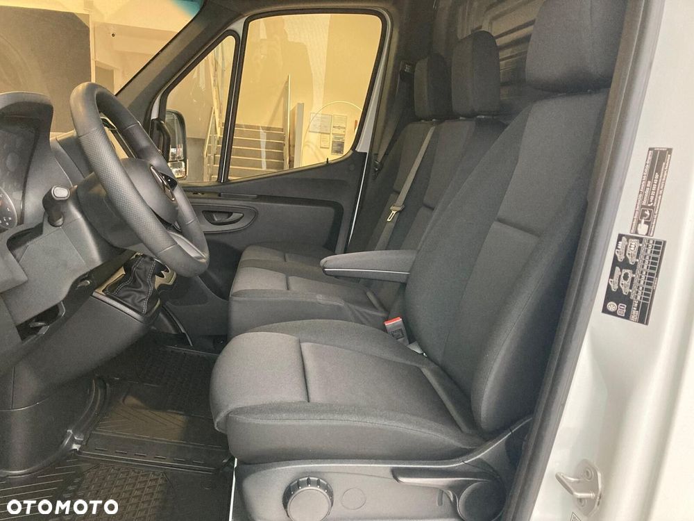 Mercedes-Benz Sprinter Sprinter - 11