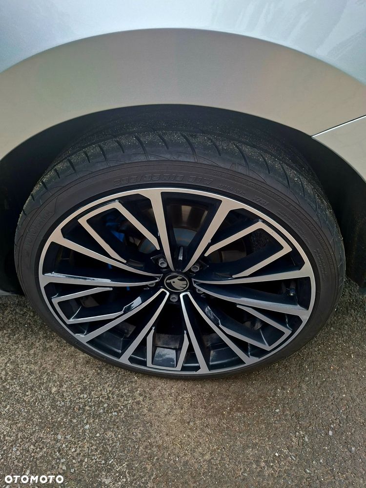 Skoda Superb 2.0 TDI DSG Active - 8