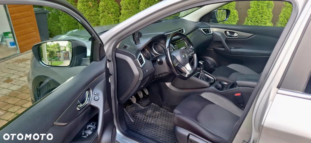 Nissan Qashqai 1.3 DIG-T N-Connecta - 9