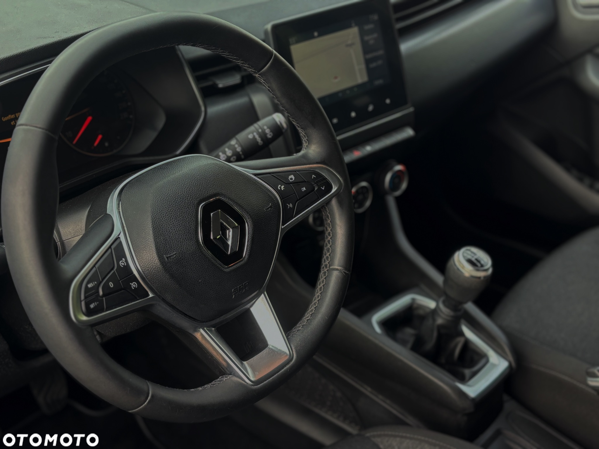 Renault Clio SCe 75 EXPERIENCE - 22