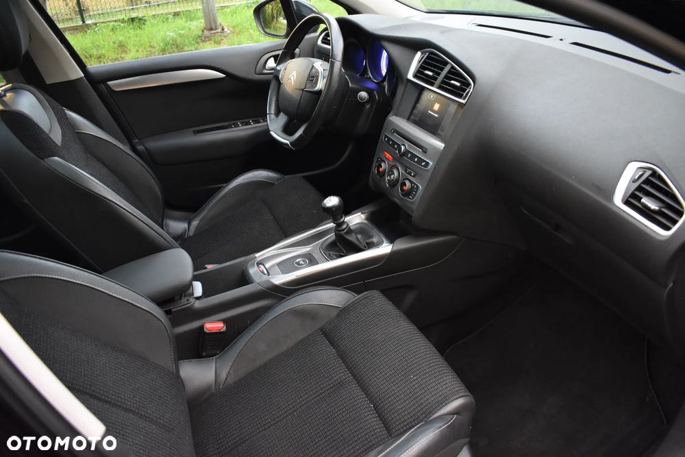 Citroën C4 PureTech 130 Stop&Start SHINE - 37