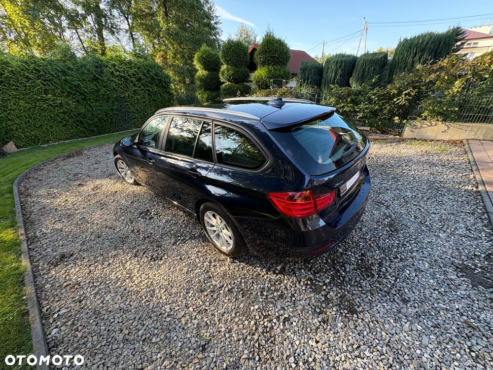 BMW Seria 3 - 14