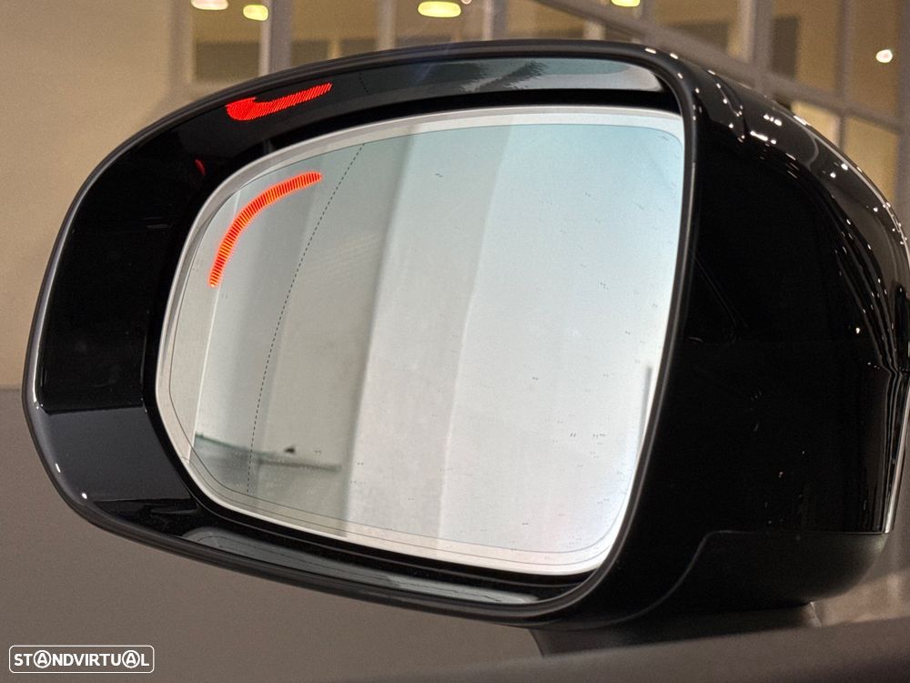 Volvo XC 60 2.0 T6 PHEV Black Edition AWD - 23