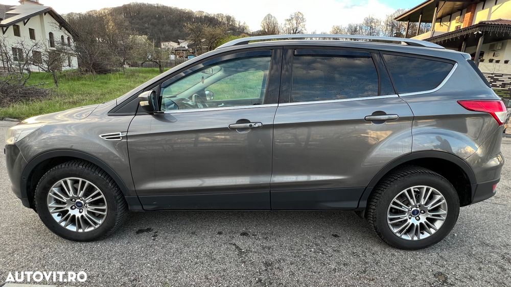 Ford Kuga ver-2-0-tdci-powershift-4wd-titanium - 4
