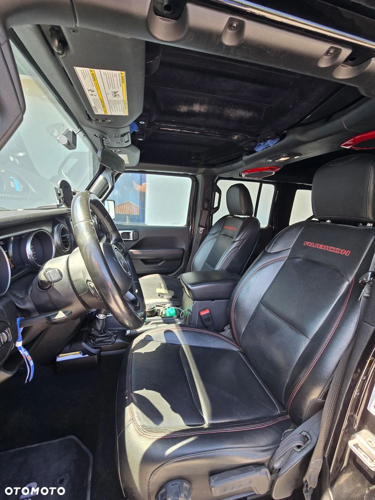 Jeep Wrangler - 14