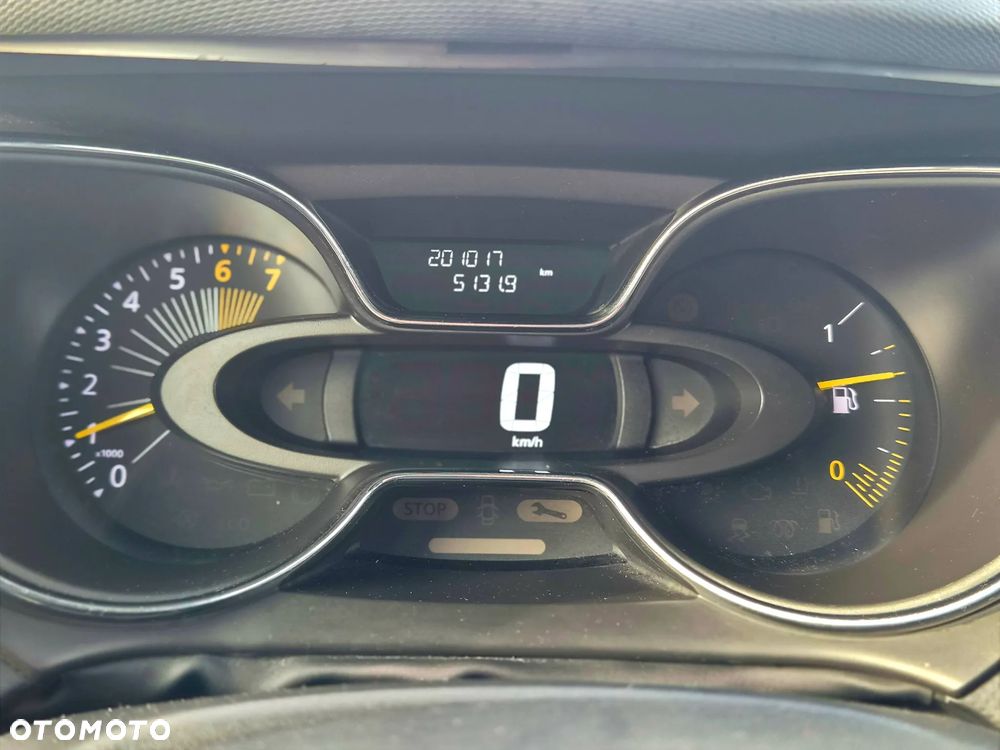 Renault Captur - 24