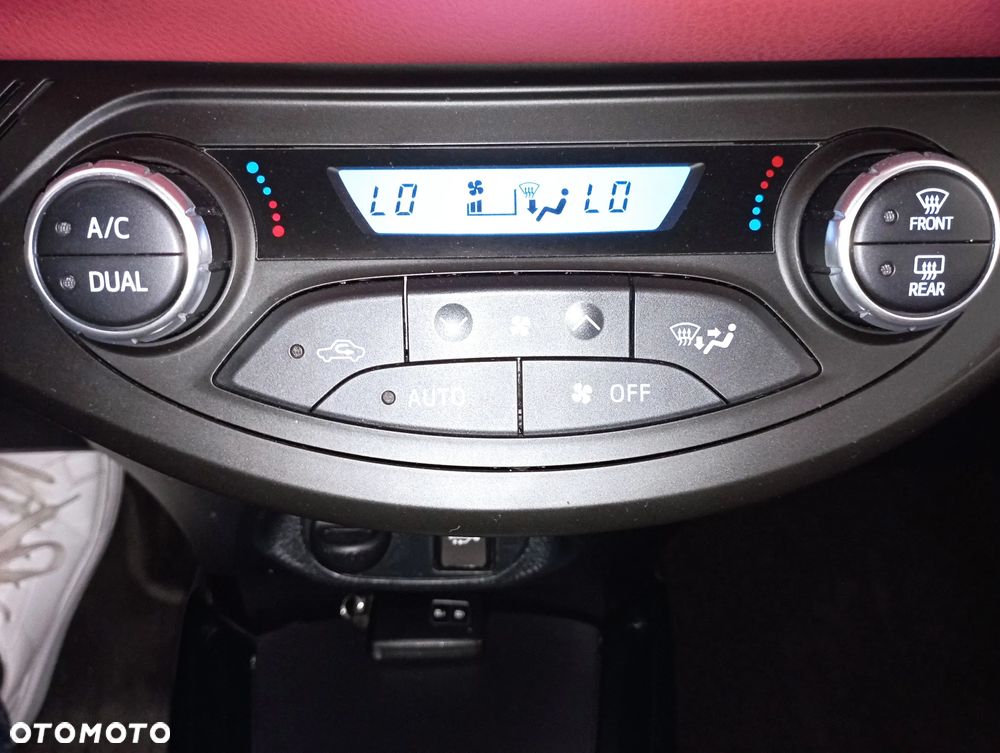 Toyota Yaris 1.5 Selection - 14