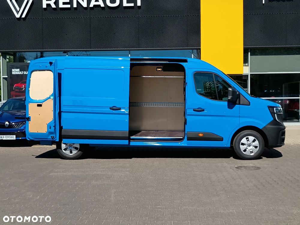 Renault Master L3H2 niebieski - 3