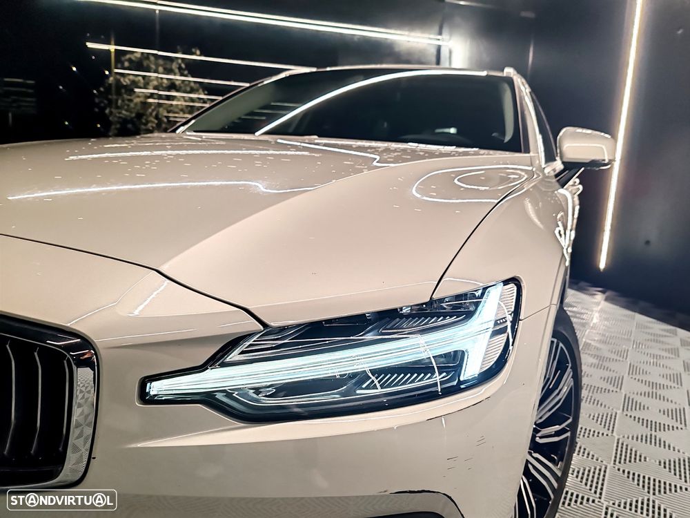 Volvo V60 2.0 T8 AWD TE Inscription - 4