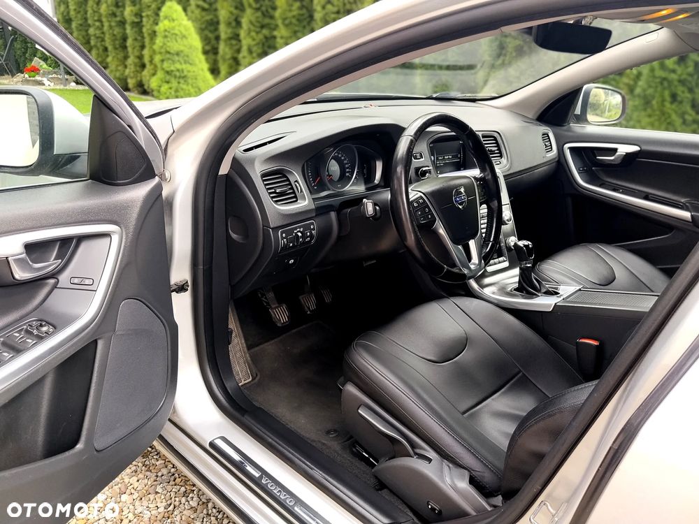 Volvo V60 D2 - 17