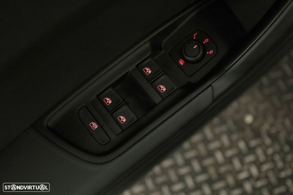 Audi A1 Sportback 25 TFSI Advanced - 19