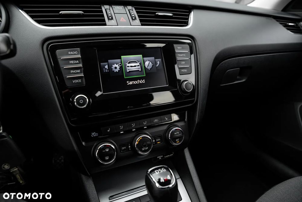Skoda Octavia 2.0 TDI 4x4 Elegance DSG - 39