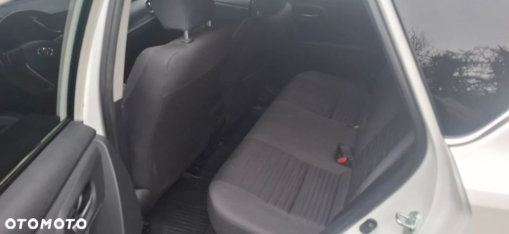 Toyota Auris - 3