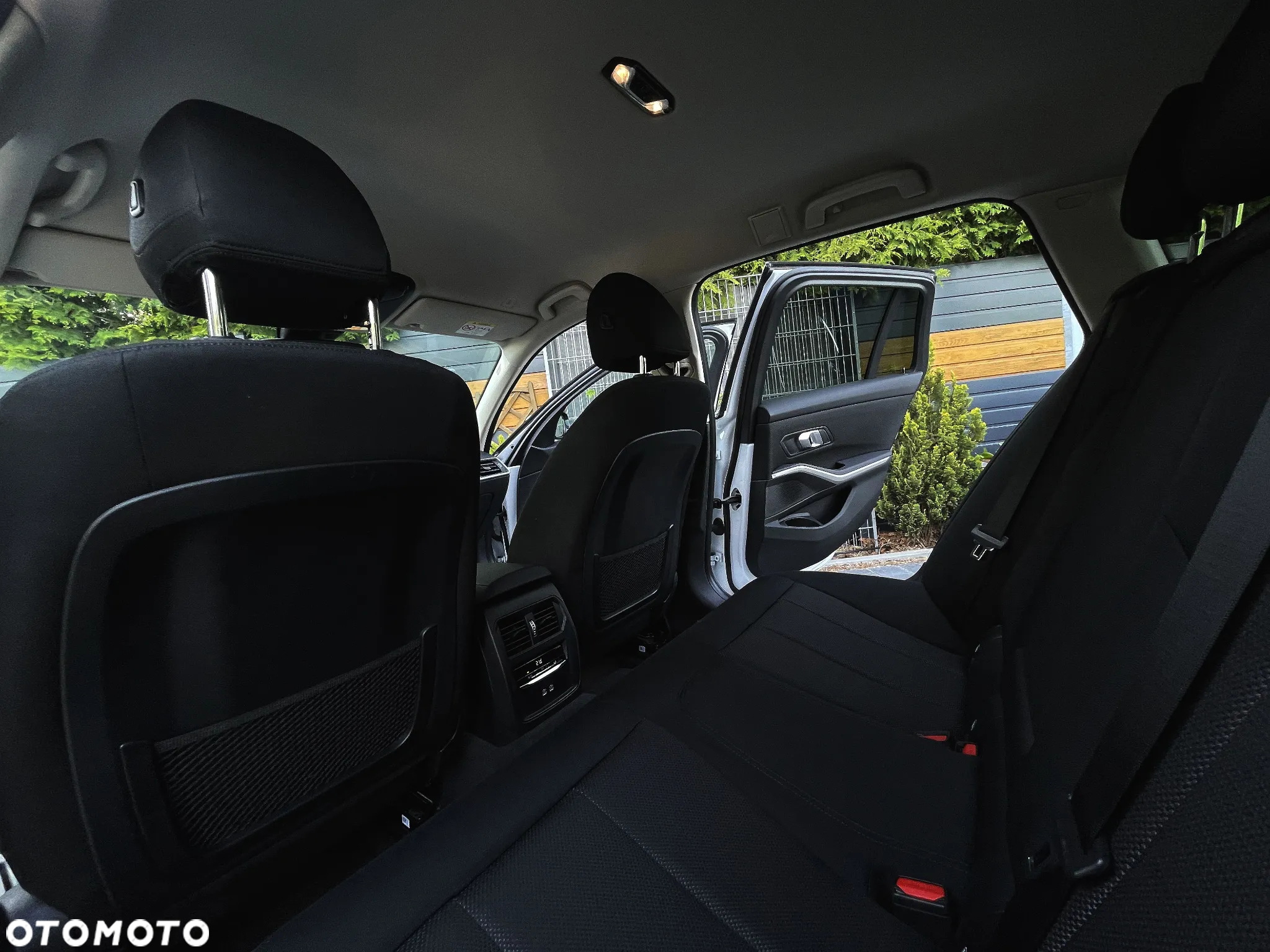 BMW Seria 3 320d Touring - 35
