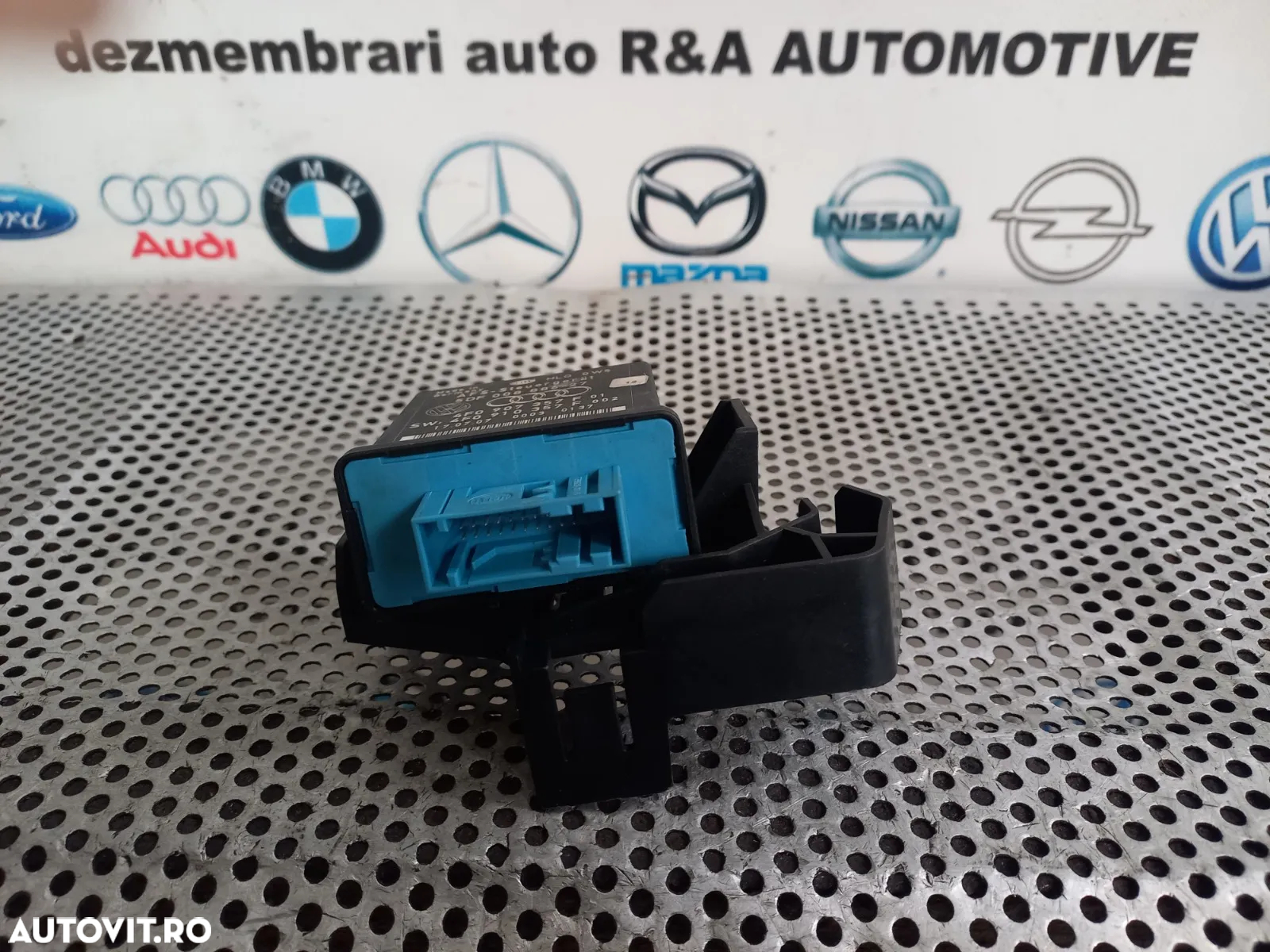 Calculator Modul LED Far Audi Q7 4L  Cod 4FF - Dezmembrari Arad - 4