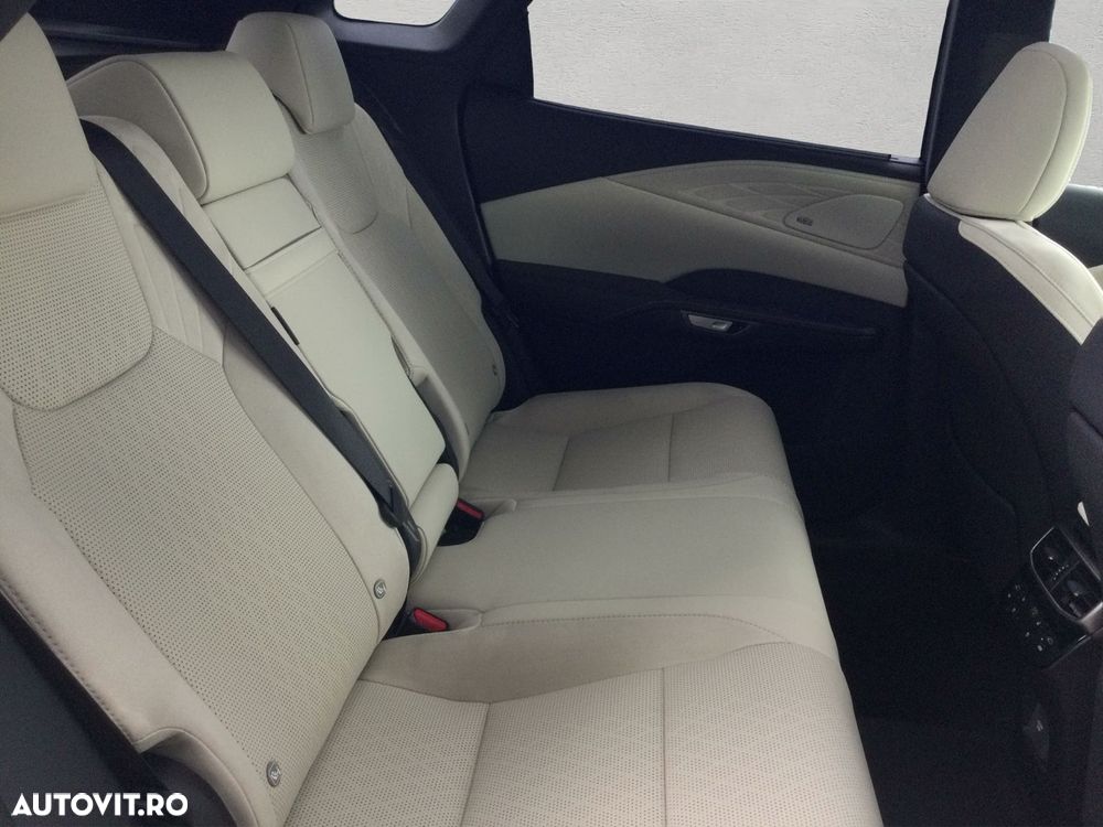 Lexus Seria RX 450h+ (Plug-in-Hybrid) Luxury Line - 19