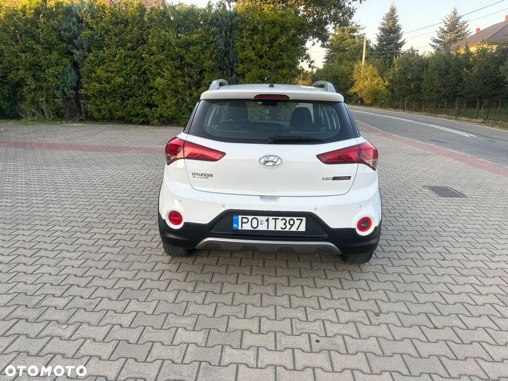 Hyundai i20 1.4 Comfort - 16
