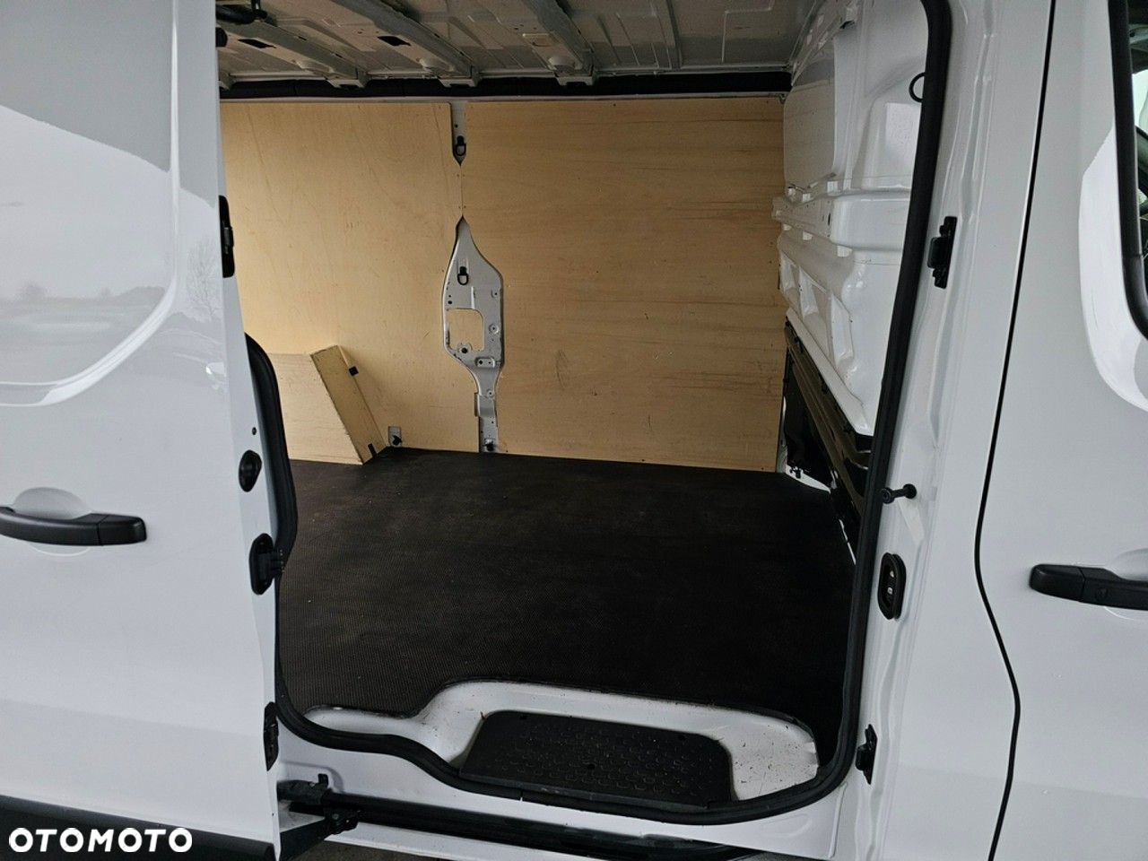 Renault Trafic - 20