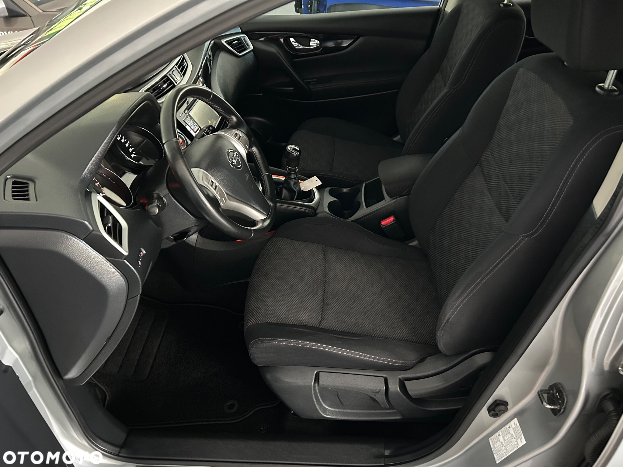 Nissan Qashqai 1.2 DIG-T 360 - 14