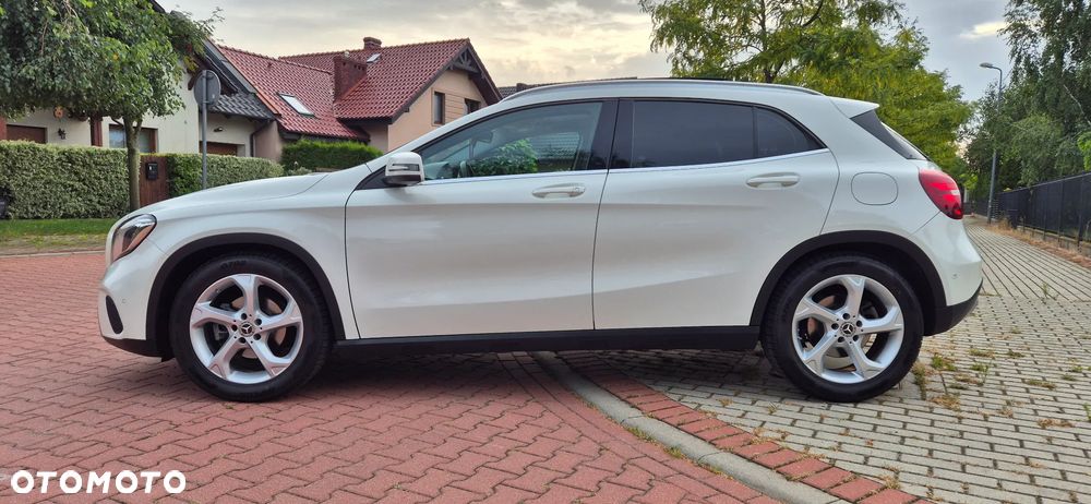 Mercedes-Benz GLA 200 (CDI) d Urban - 9