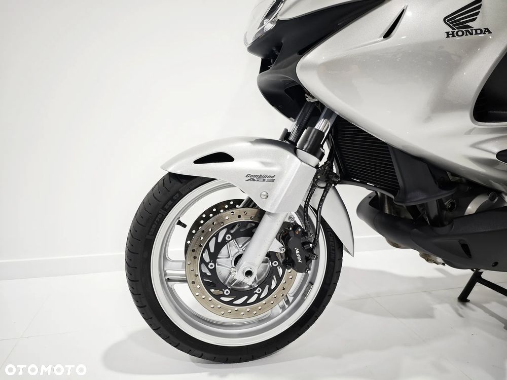 Honda Deauville - 18