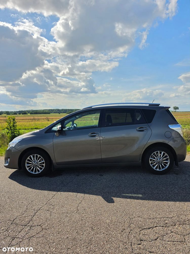 Toyota Verso 1.8 Prestige EU6 - 9