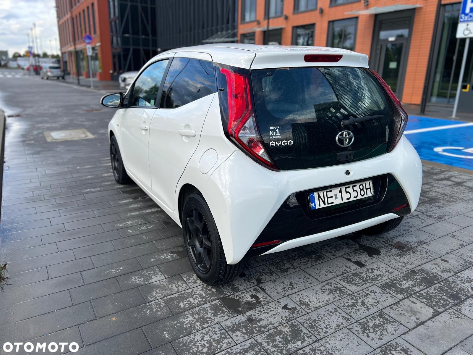 Toyota Aygo 1.0 VVT-i Color Edition - 3