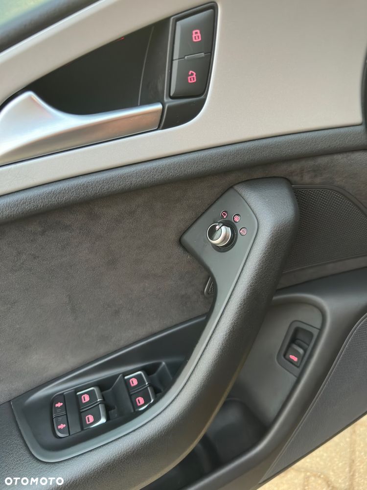 Audi A6 Avant 2.0 TDI Ultra DPF S tronic - 14