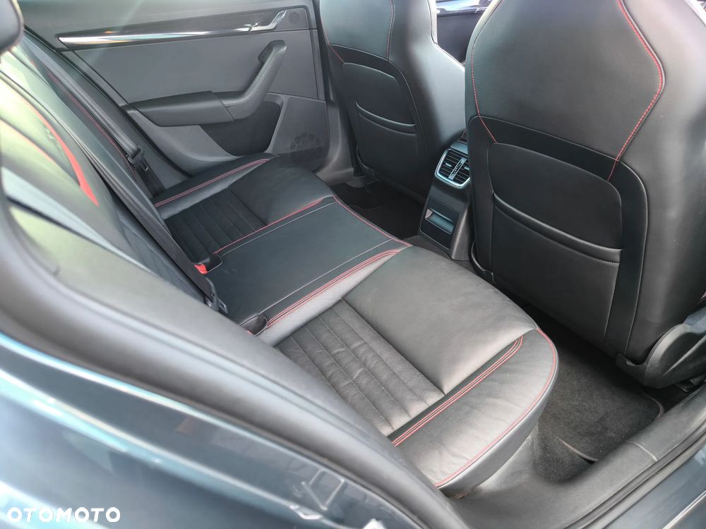 Skoda Octavia 2.0 TSI RS 230 DSG - 13