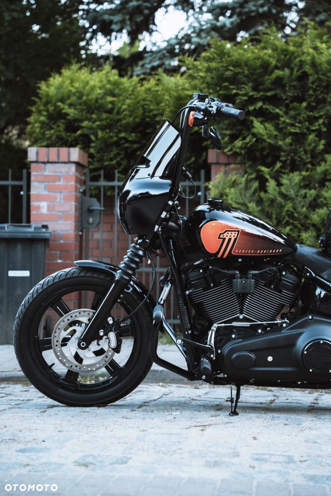 Harley-Davidson Softail Street Bob