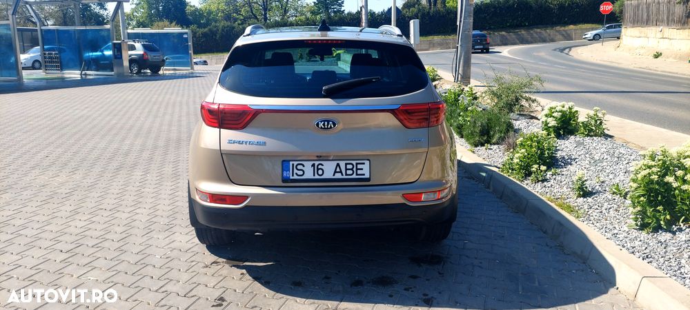 Kia Sportage 1.7 CRDI 2WD ISG Dream-Team Edition - 2