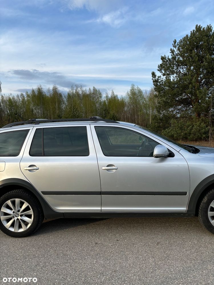 Skoda Octavia Scout 1.8 TSI - 5