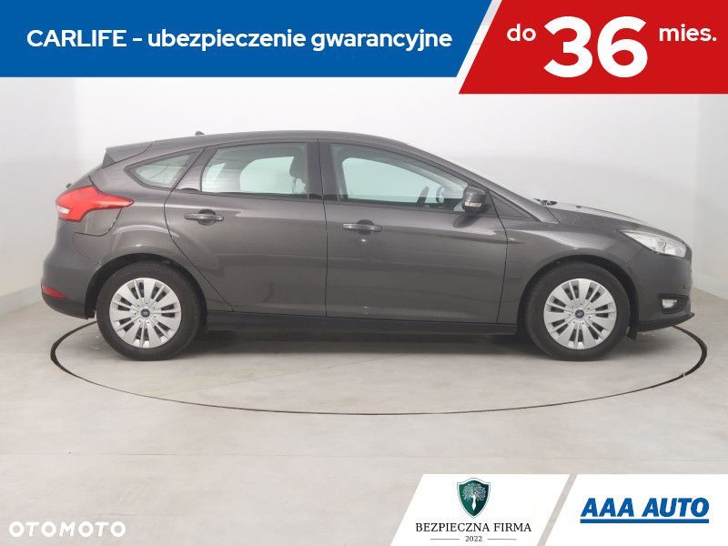 Ford Focus - 8
