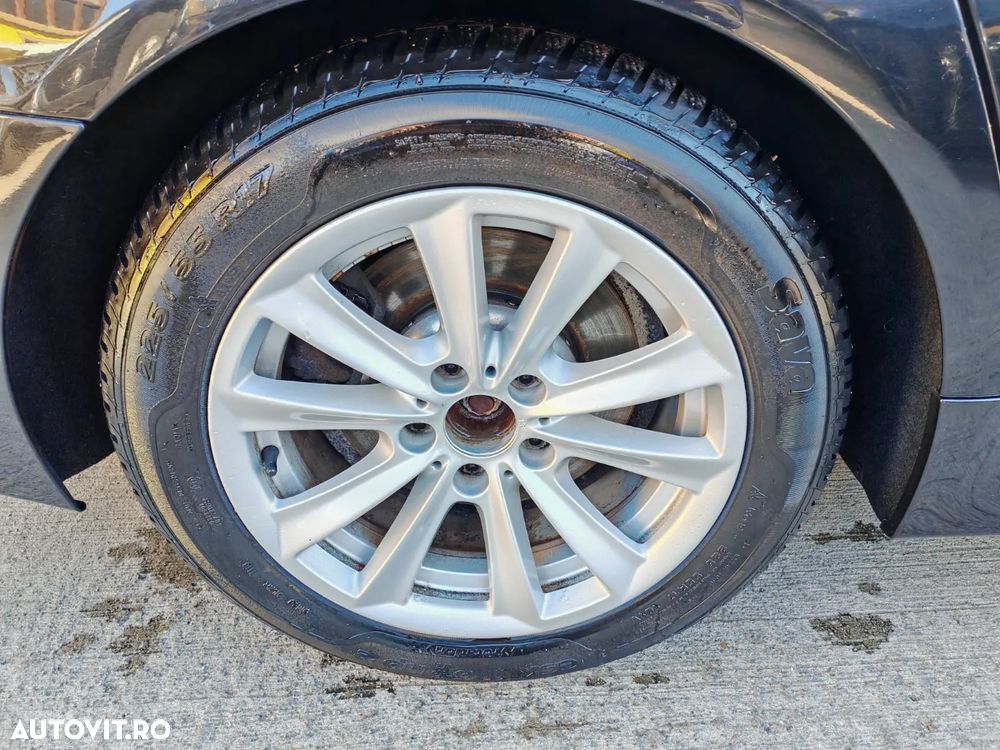 BMW Seria 5 530d Touring Aut. - 9