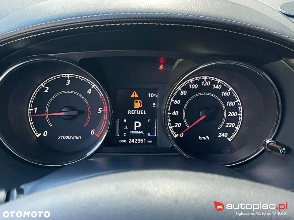 Citroën C-Crosser 2.2 HDi Exclusive DCS - 11