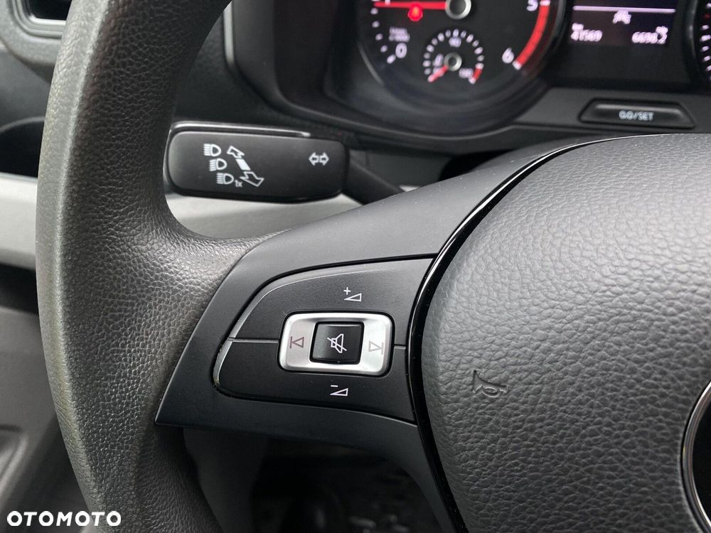 Volkswagen Crafter - 13