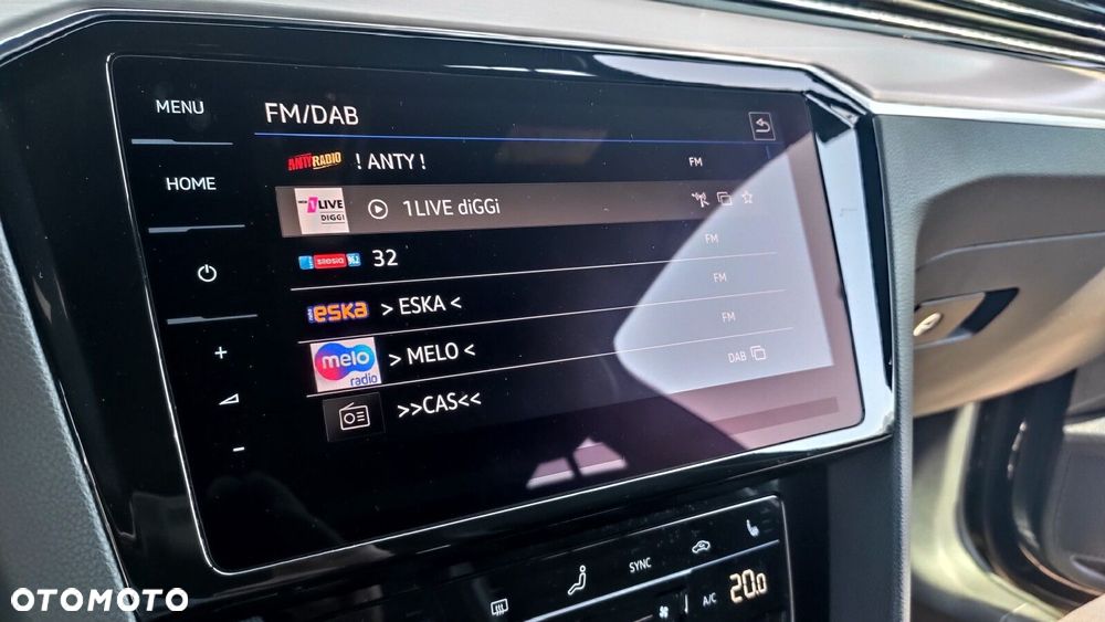 Volkswagen Passat - 17