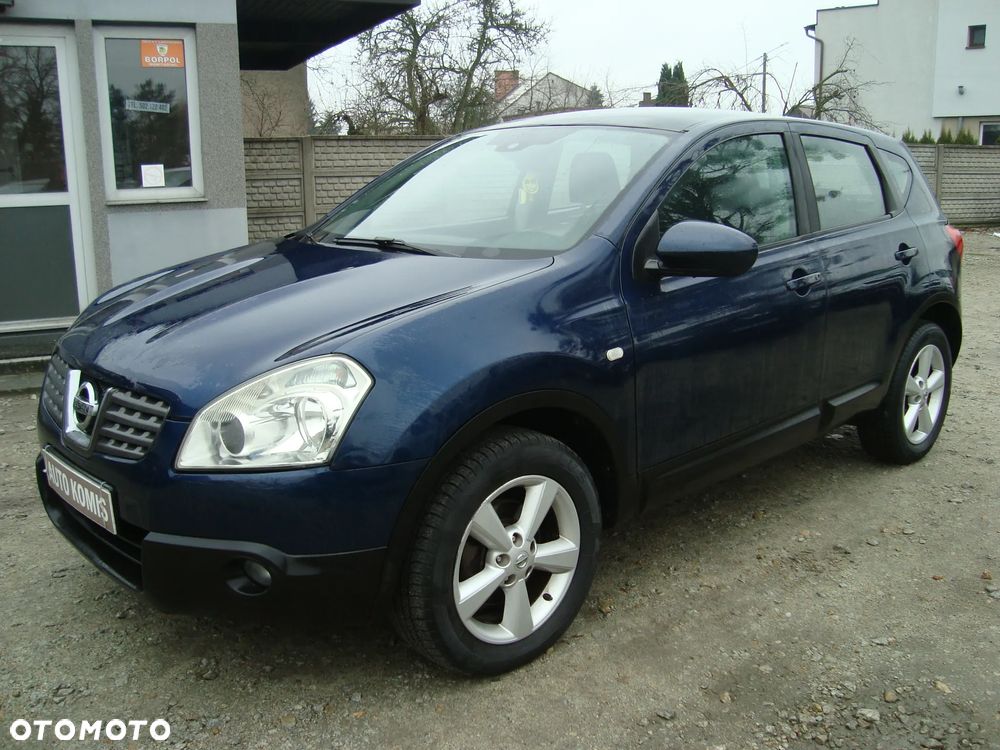 Nissan Qashqai - 1