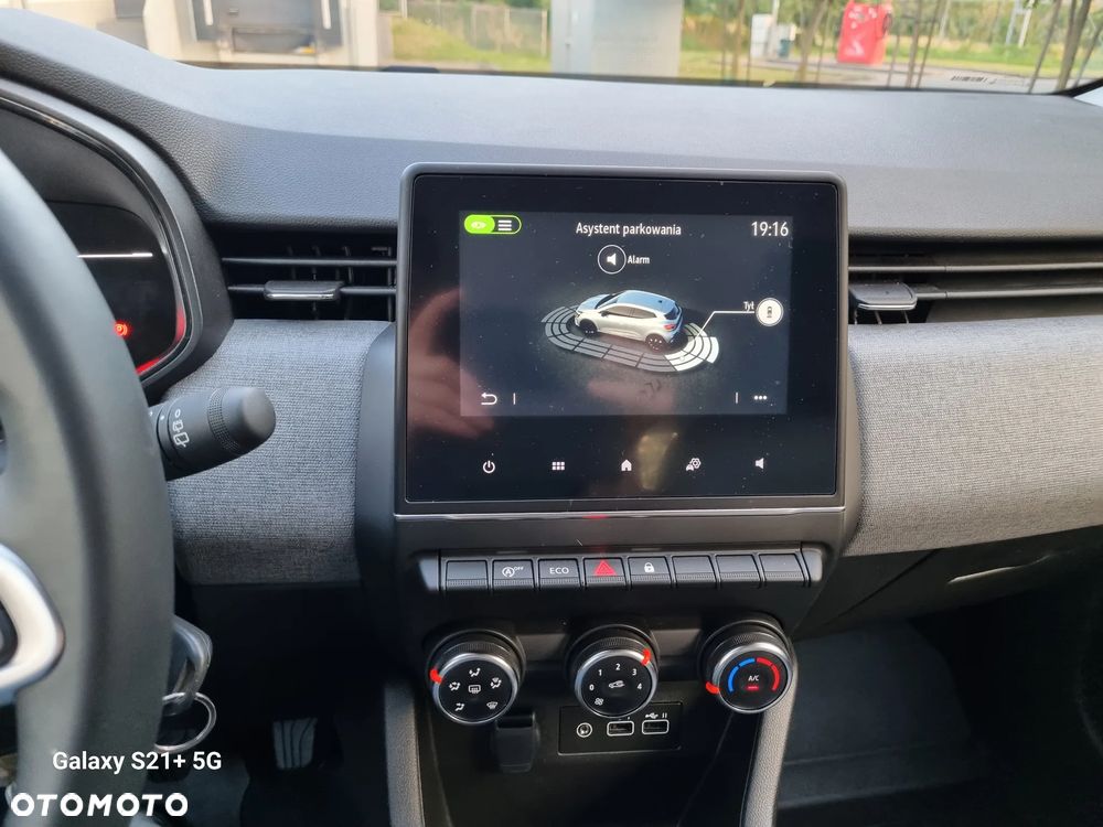 Renault Clio 1.0 TCe Evolution - 17