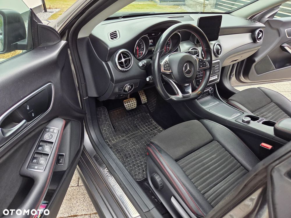 Mercedes-Benz CLA - 5