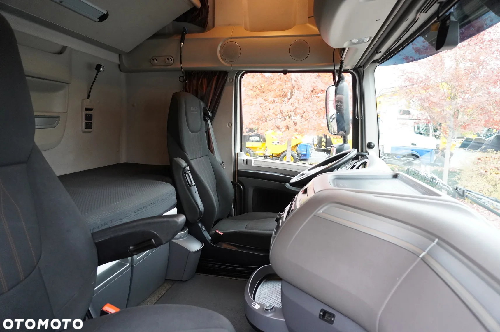 DAF XF 450 6×2 E6 / Chłodnia Lacapitaine 18 palet - 19