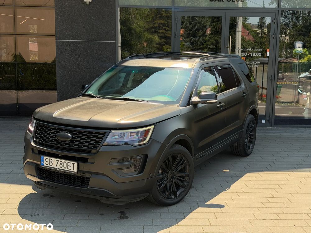 Ford Explorer - 1