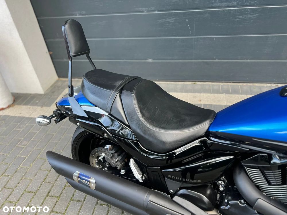 Suzuki Boulevard - 18