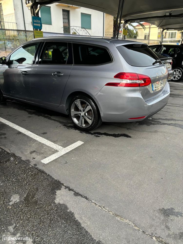 Peugeot 308 SW BlueHDi 120 EAT6 Stop & Start Allure - 3